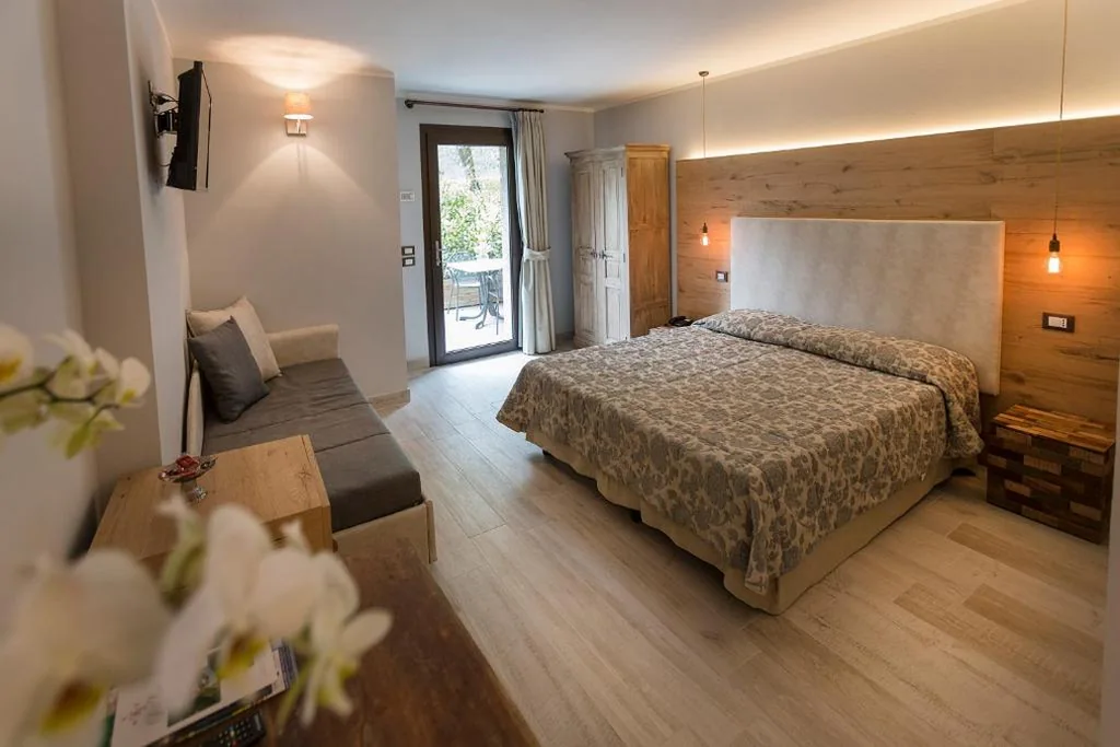 Superior Double Room — Hotel Livia