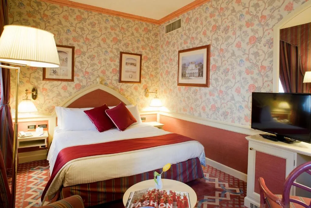 Superior Double Room — Hotel Milano Regency