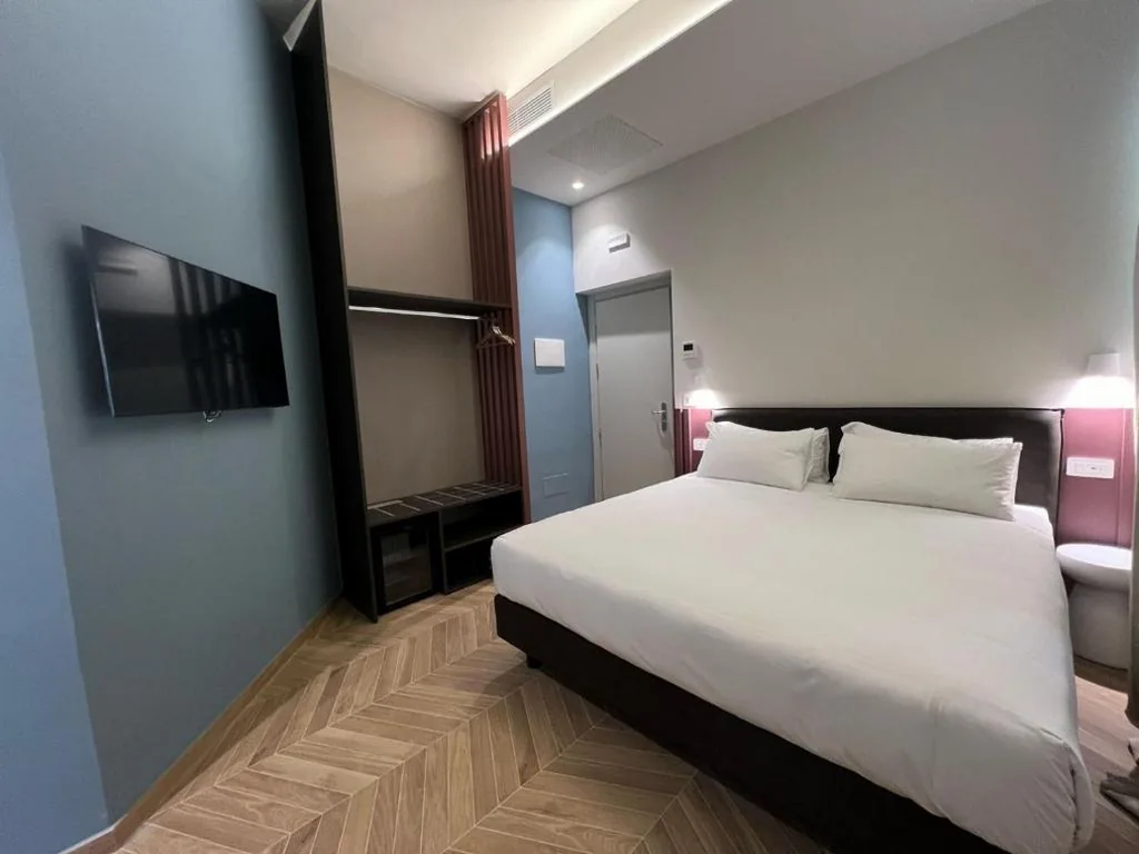 Superior Double Room — Hotel RossoVino Milano