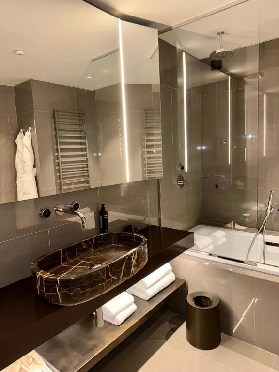 Superior Double Room — Hotel VIU Milan, a Member of Design Hotels
