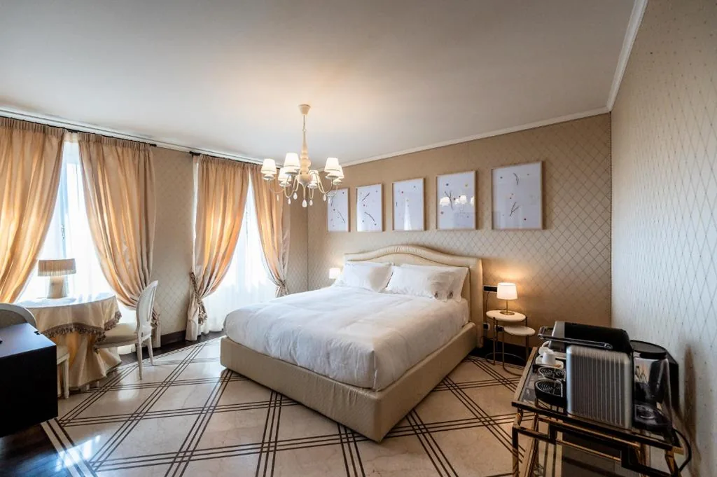 Superior Double Room — Palazzo Porta Picta