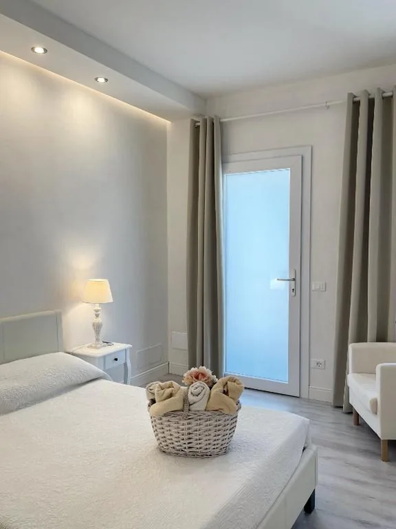 Camera Matrimoniale — Villa Pensione Mercedes