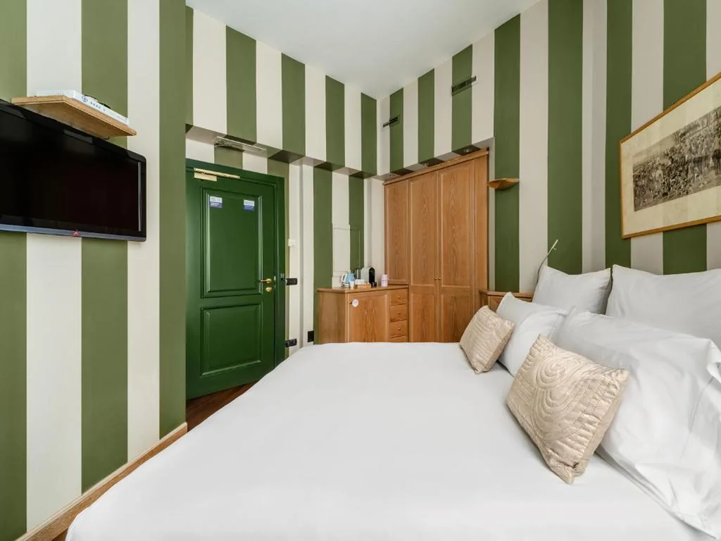 Medium Room - Disabled Access — Numa Milan Camperio