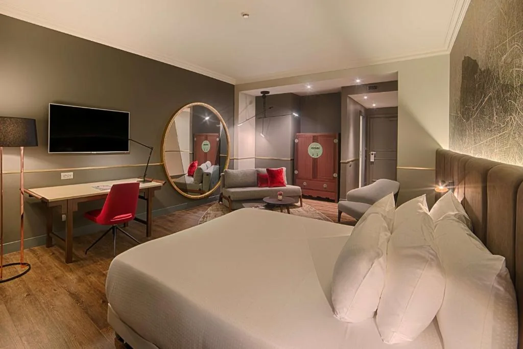 Premium Twin Room — NH Collection Porta Nuova