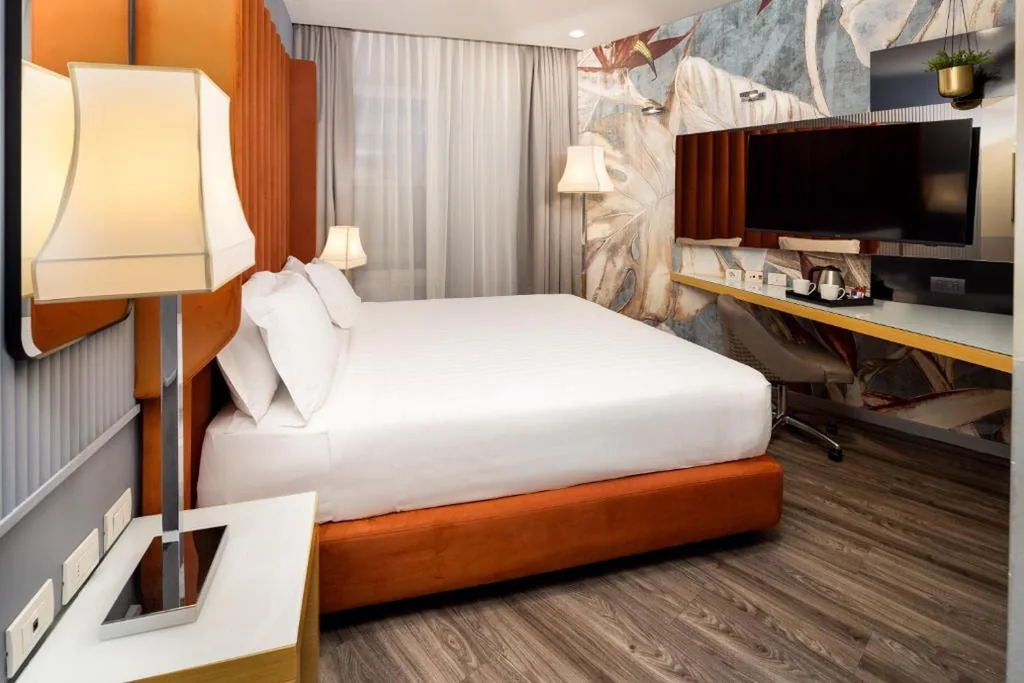 Camera Premium — Holiday Inn Milan Garibaldi Station by IHG