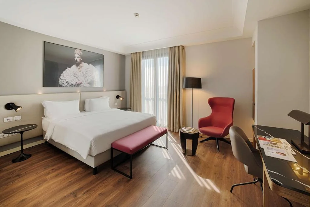 Premium Room - High Floor — Radisson Blu Hotel Milan