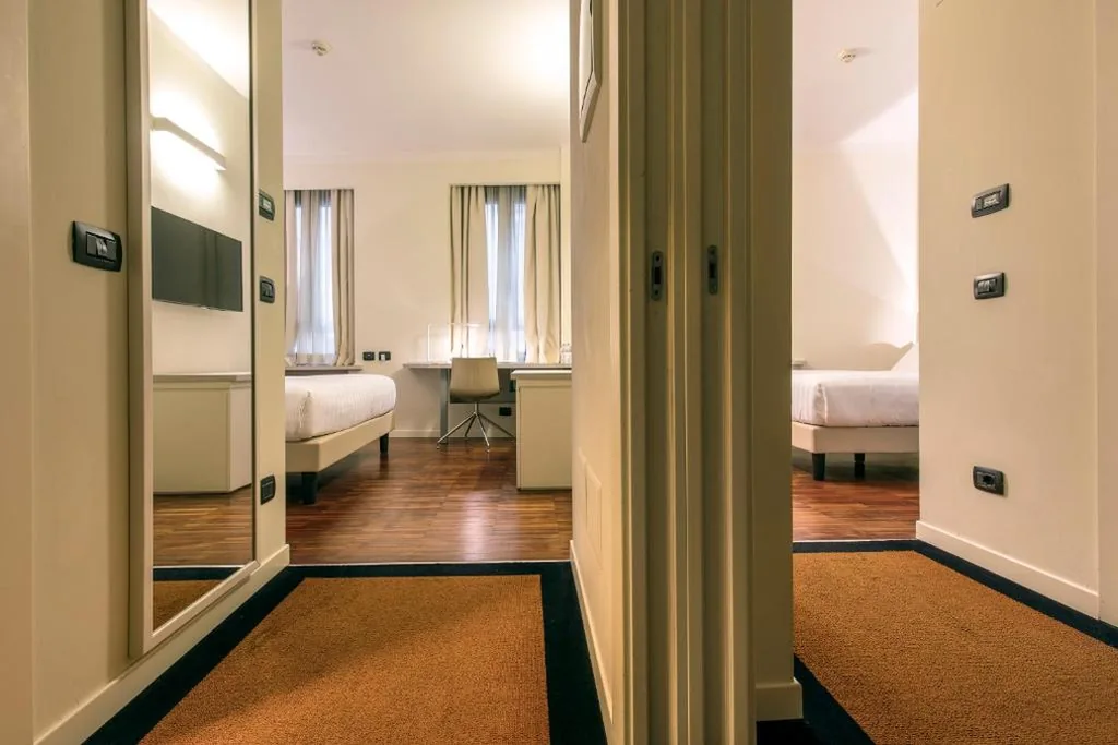Quadruple Room — 43 Station Hotel