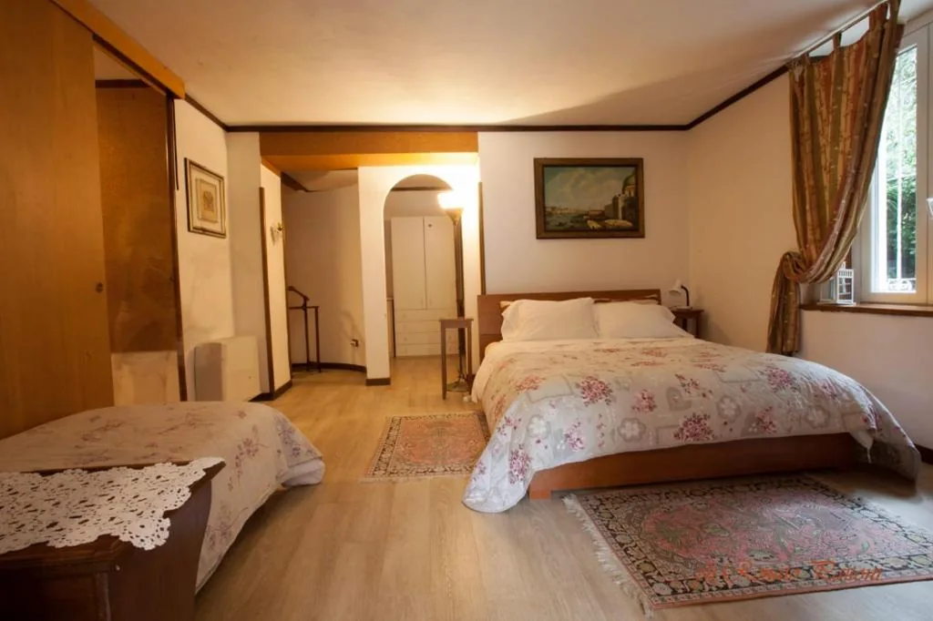 Camera Quadrupla — B&B VILLA ADRIANA Varese – camere e appartamenti