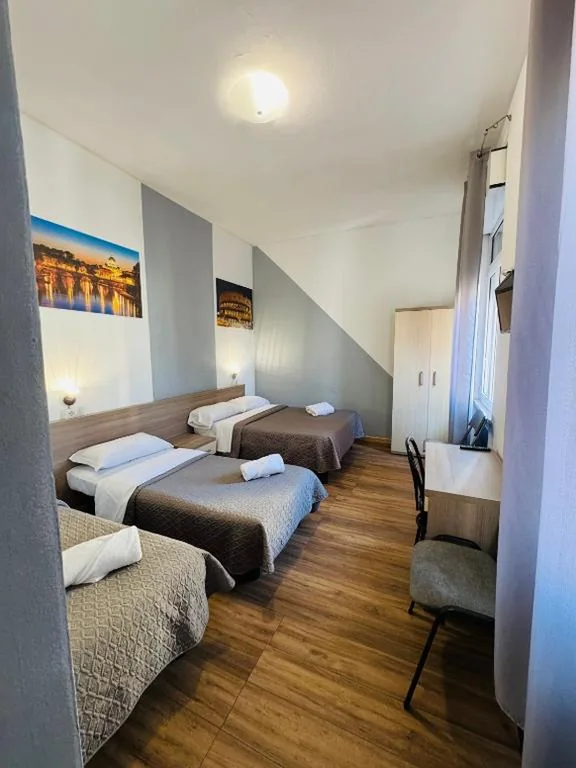 Camera Quadrupla — Bovisa House B&B private rooms