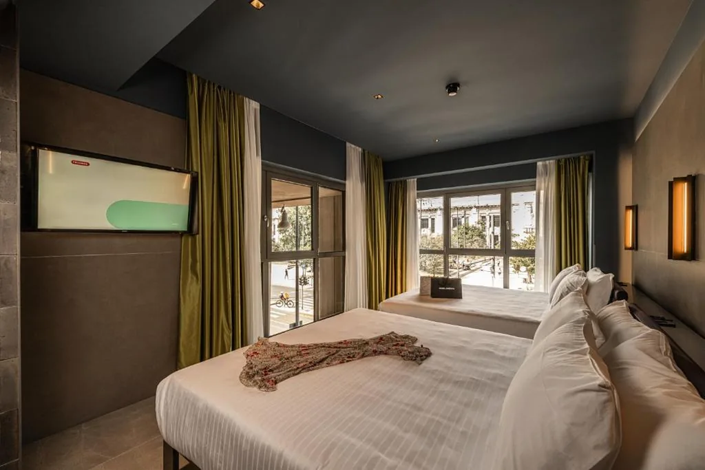 Camera Quadrupla con Vista — HD8 Hotel Milano