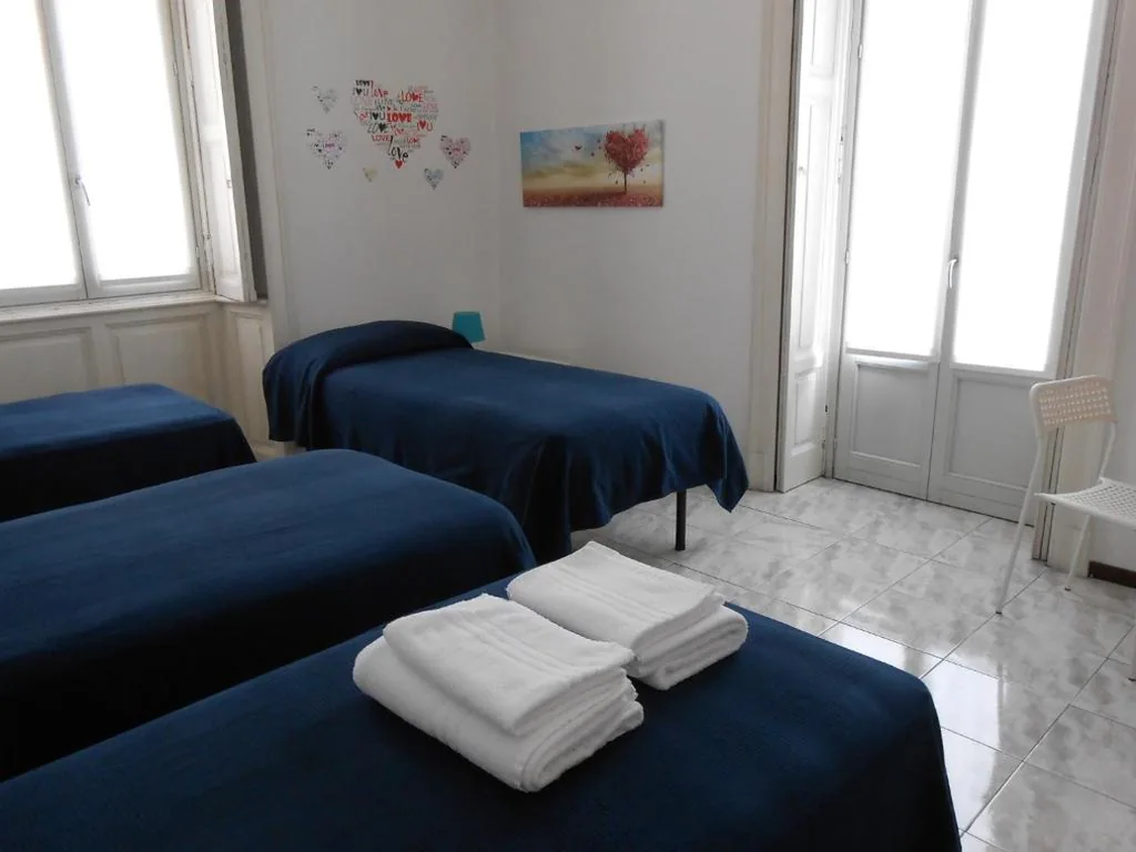Economy Quadruple Room with Shared Bathroom — Aldebaran