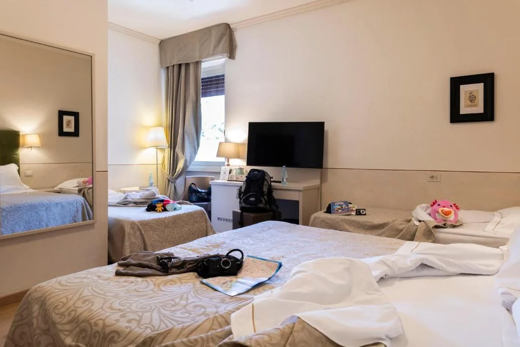 Camera Quadrupla — Hotel Ambasciatori