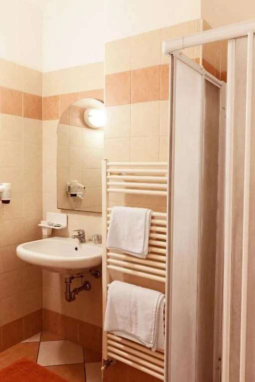 Camera Quadrupla — Hotel Antica Fonte