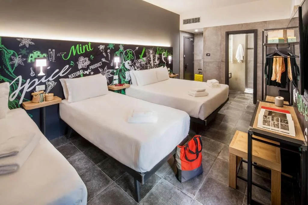 Quadruple Room — Spice Hotel Milano