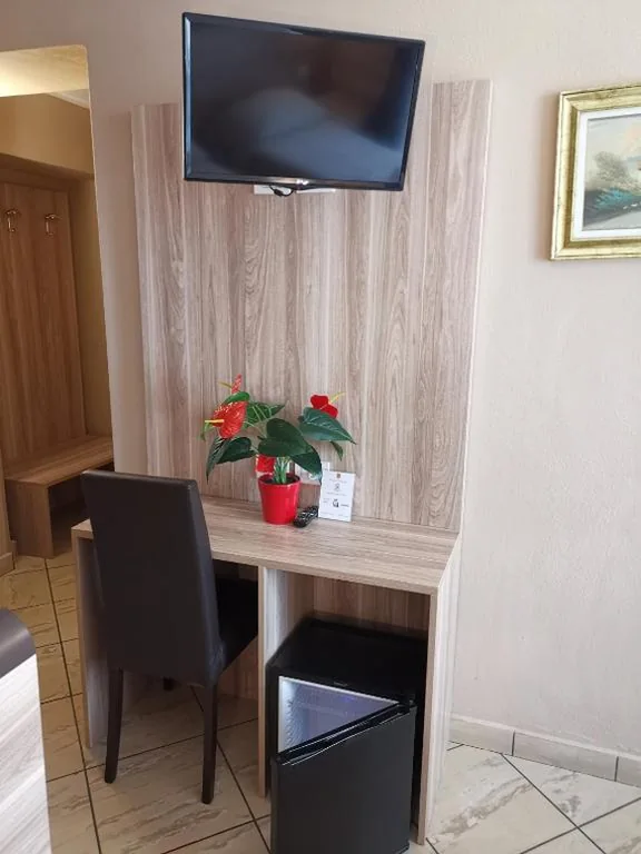 Standard Quadruple Room — Hotel Brianza