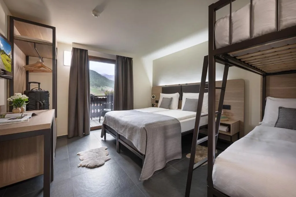Standard Quadruple Room — Hotel Loredana