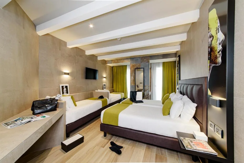 Camera Quadrupla Standard — Just Hotel Milano