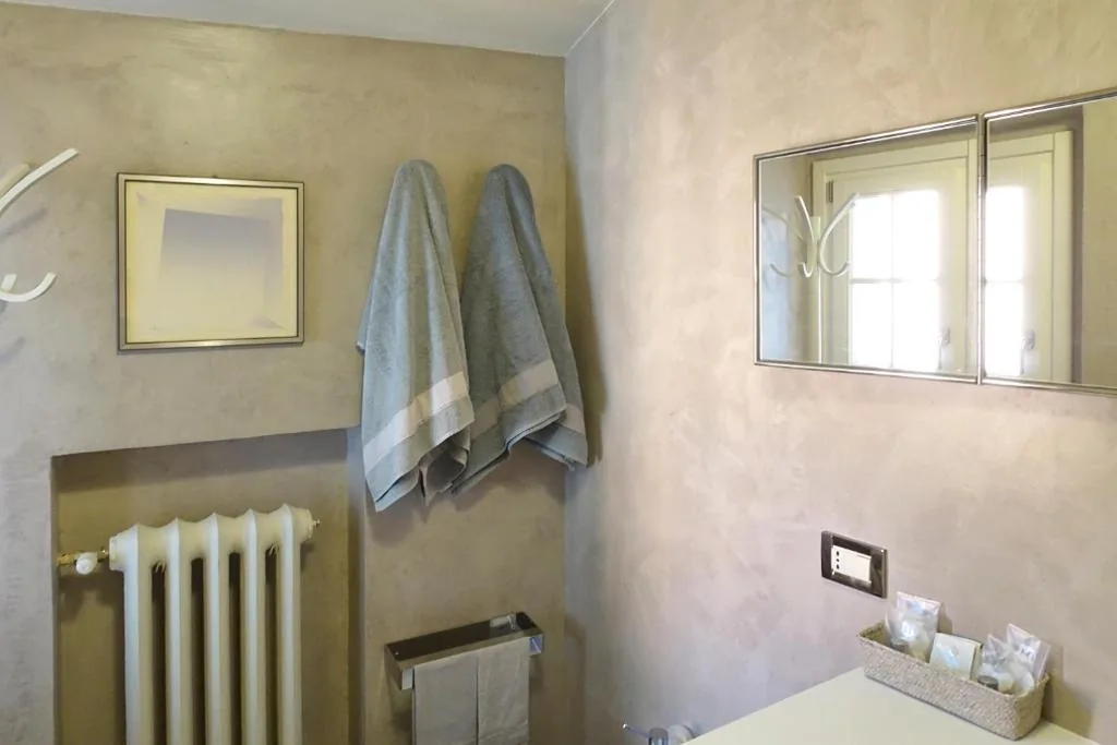 Two-Level Quadruple Room — Palazzo Arrivabene B&B
