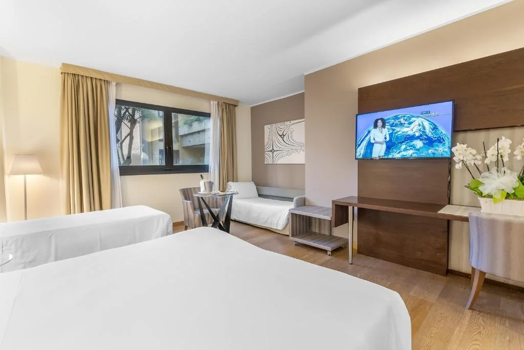 Superior Quadruple Room — Art Hotel Navigli