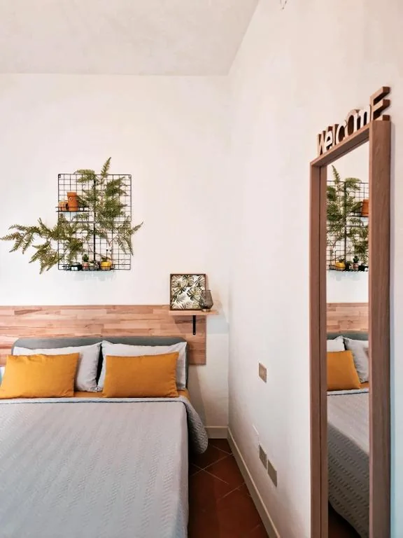 Queen Room with Balcony — Il Cantuccio di Gioia