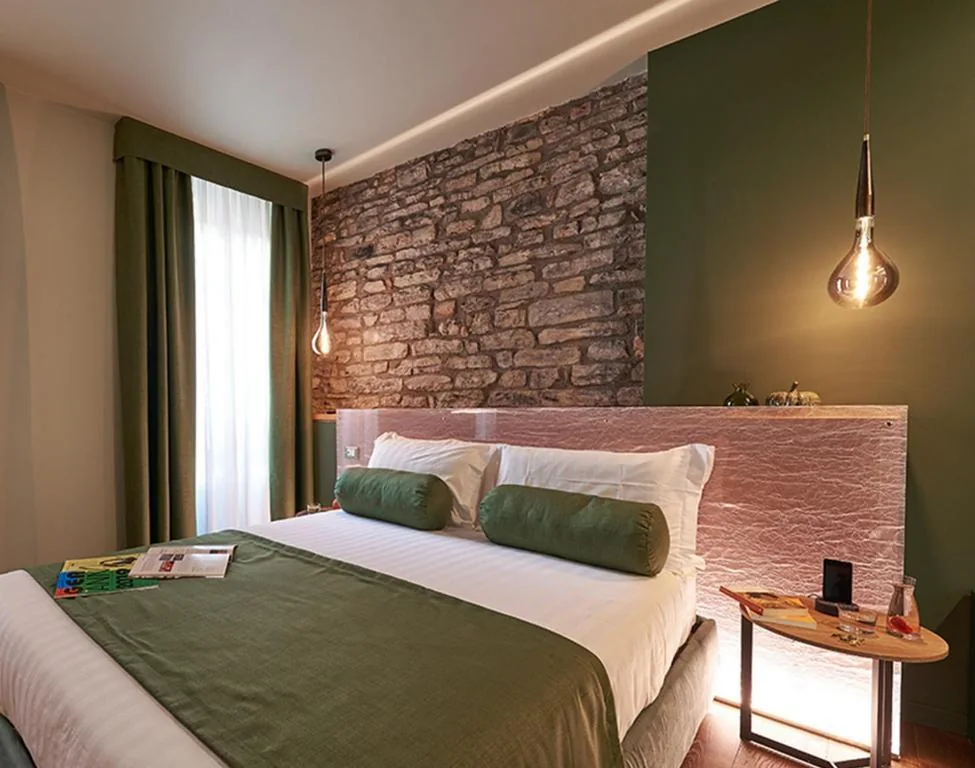 Camera Queen Deluxe — 73 Boutique Hotel