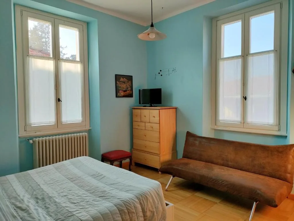 Queen Deluxe Room — Villa Scalabrini