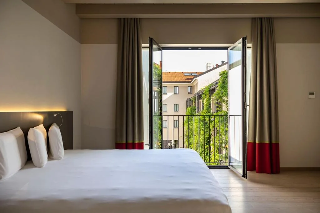 Camera Queen — Savona 18 Suites – Member of Preferred Hotels & Resorts