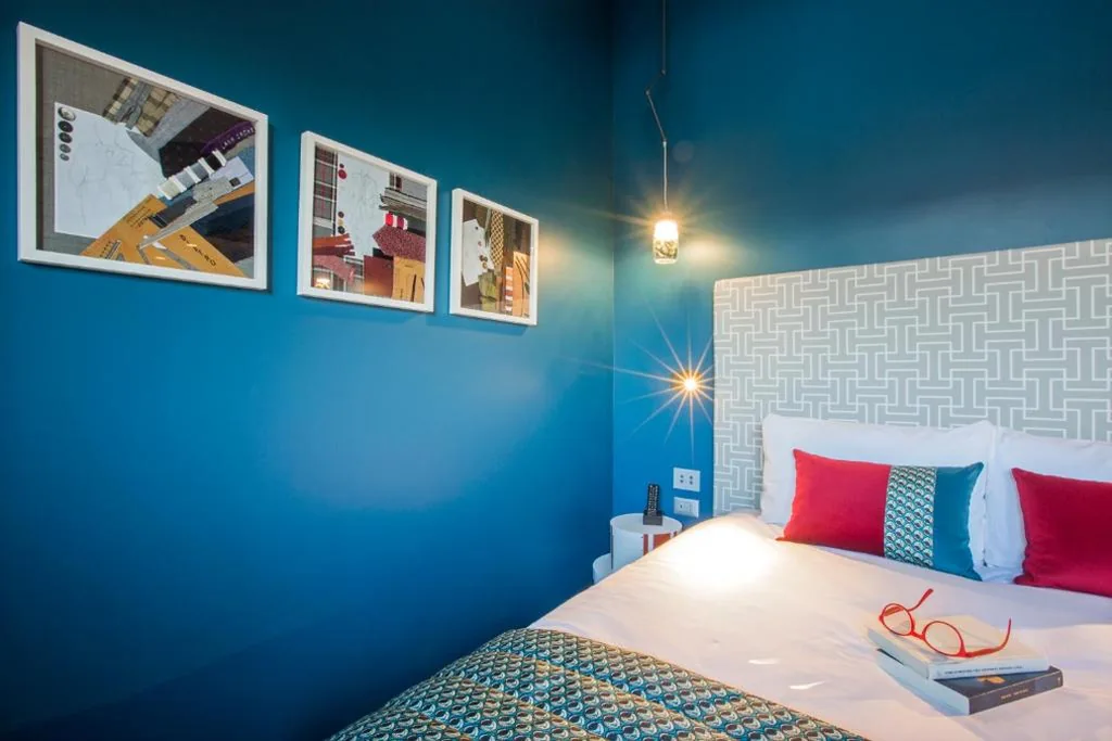 Camera Queen Standard - Non Fumatori — Hotel Indigo Milan – Corso Monforte by IHG
