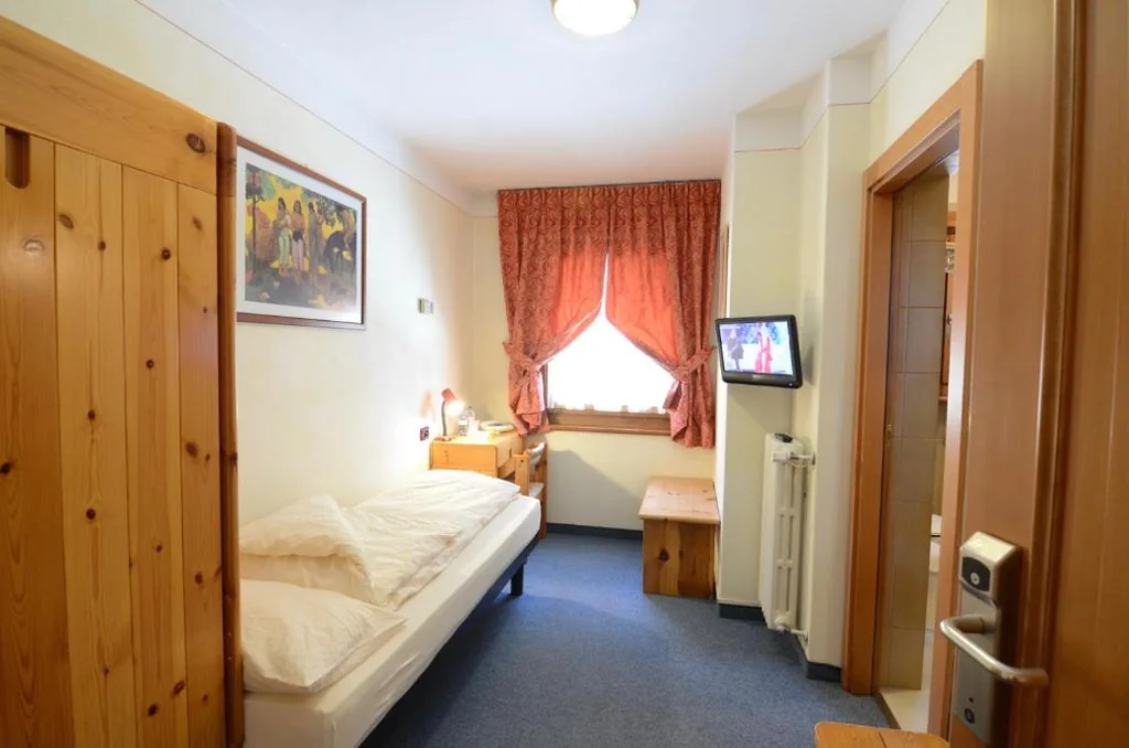Single Room — Albergo Alpenrose