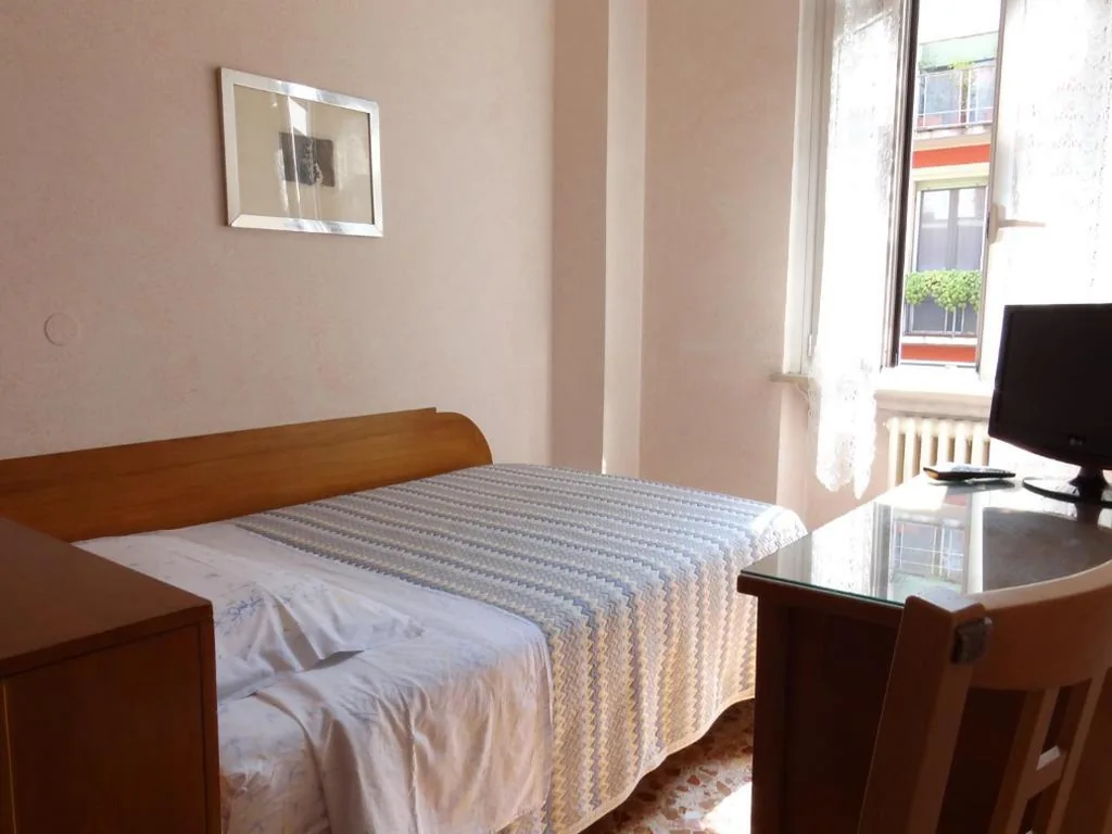 Camera Singola Ampia — Hotel Castelletto