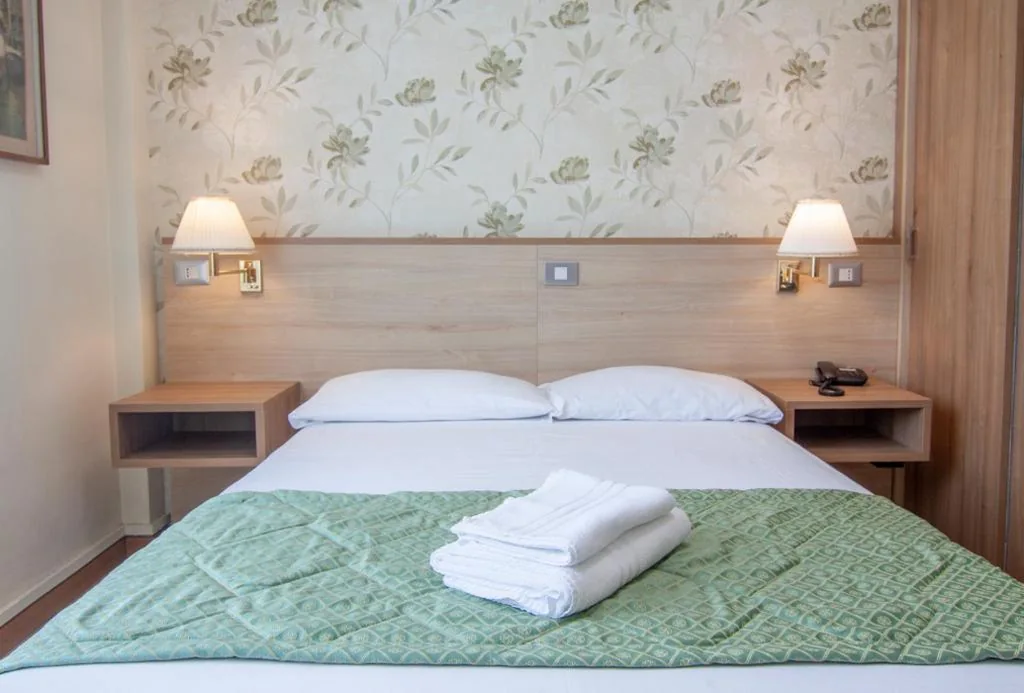 Large Single Room — Hotel Dei Fiori