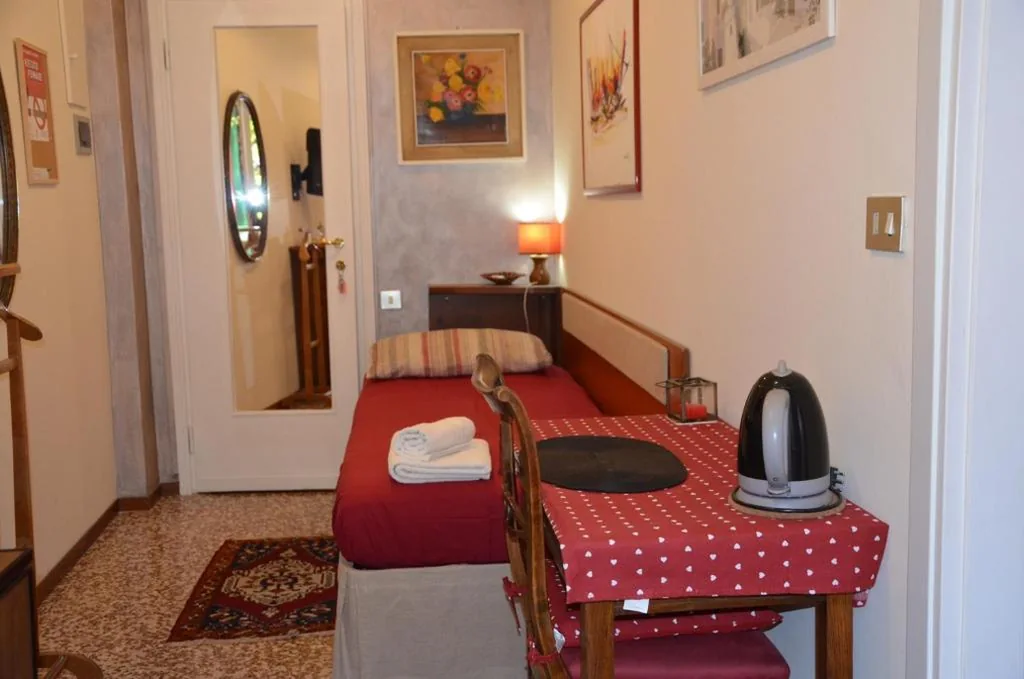 Single Room — B&B Villa Olmo