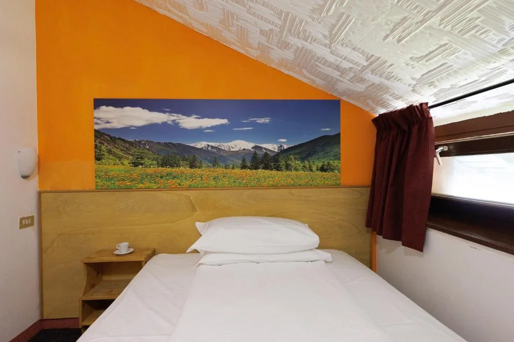 Camera Singola Budget — Hotel Teola