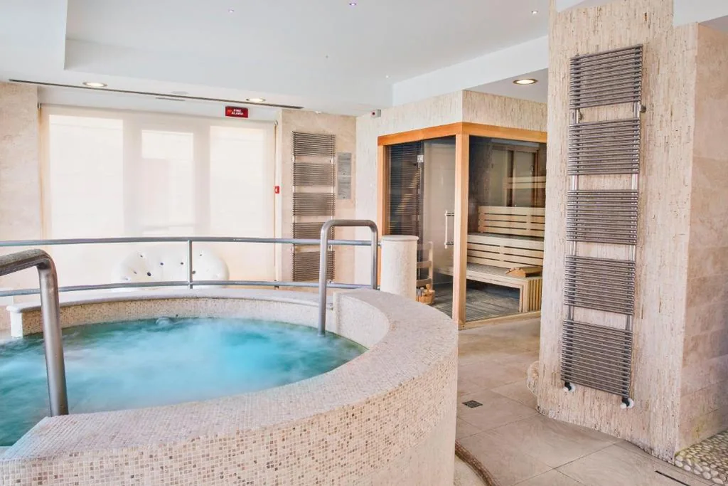Classic Single Room with Spa Access — Hotel Sirmione Terme