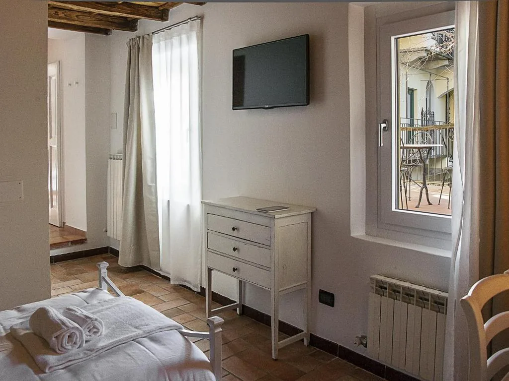 Camera Singola con Bagno Privato — Antica Corte