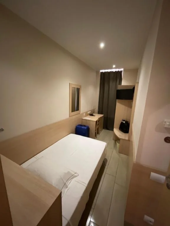 Single Room with Private Bathroom — Hotel San Biagio