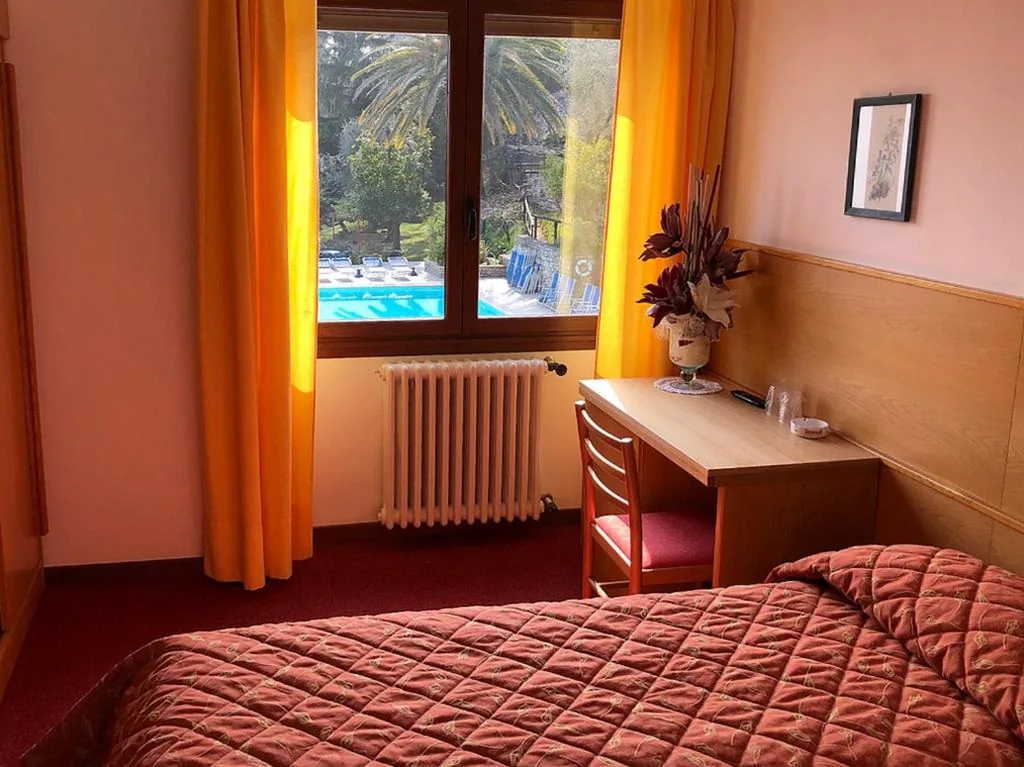 Camera Singola con Vista Lago — Hotel Palazzina