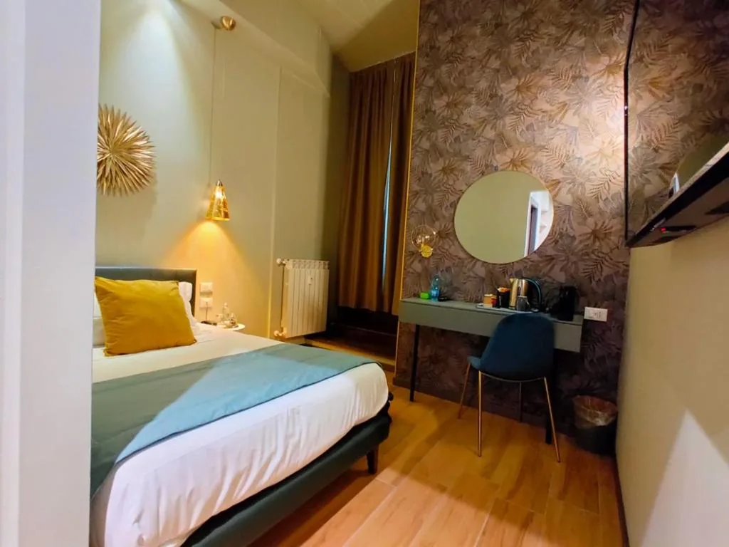 Deluxe Single Room — INTOMILAN Galleria Duomo I Boutique & Design Aparthotel