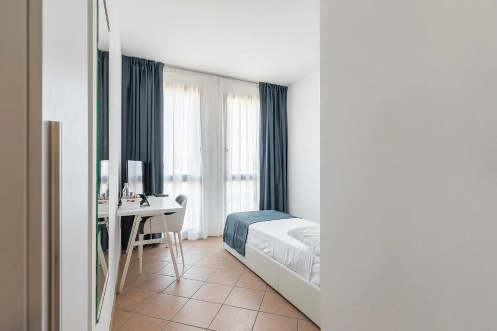 Deluxe Single Room — Lake Como Golf Hotel