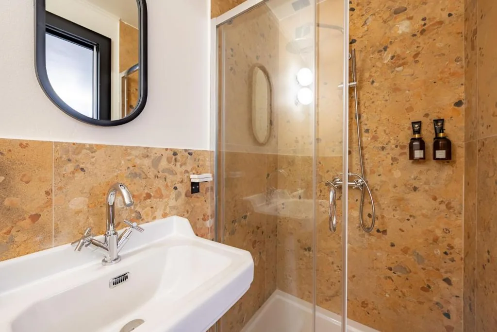 Single Room - Annexe — V-Collection Solferino
