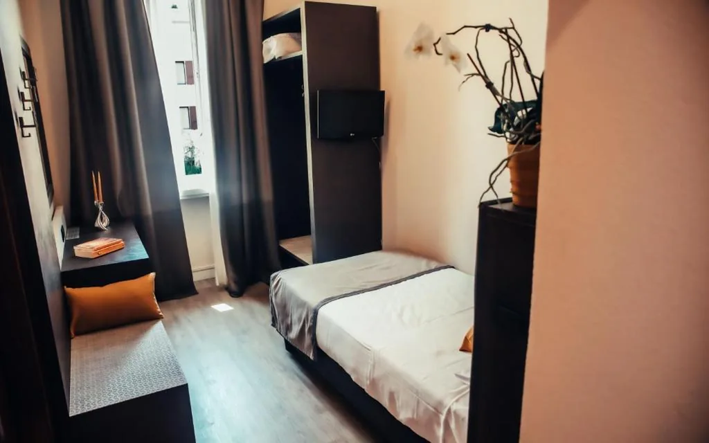 Economy Single Room — Hotel Benaco