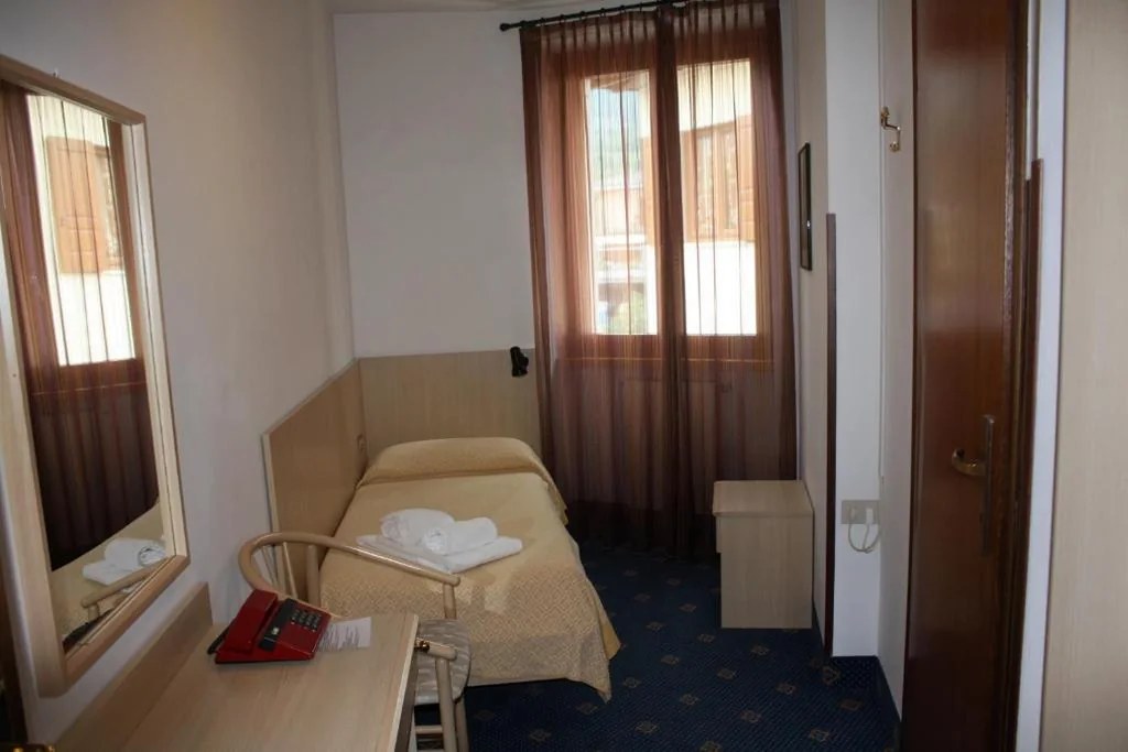 Single Room — Garnì Hotel Tignale