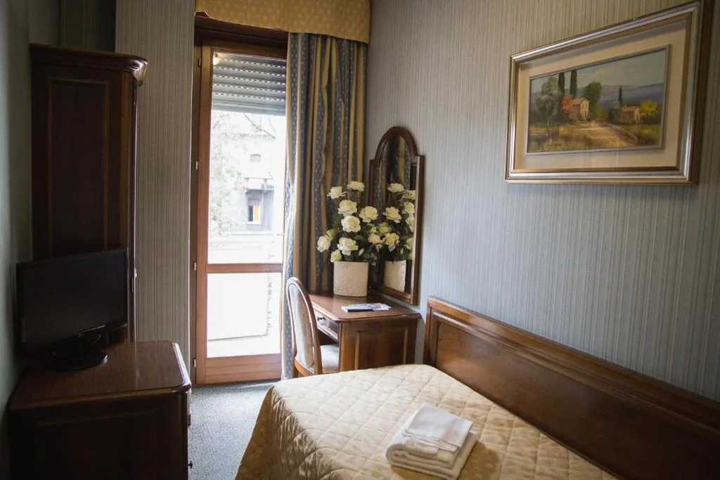 Camera Singola — Hotel Accursio