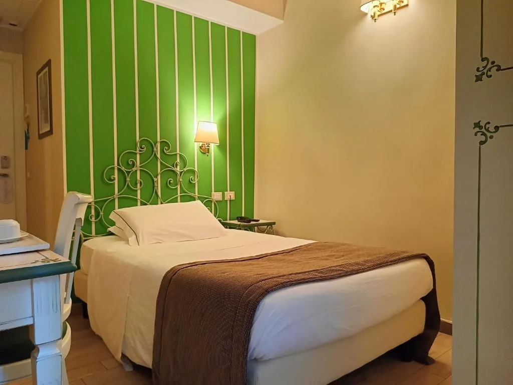Single Room — Hotel Borgo Antico