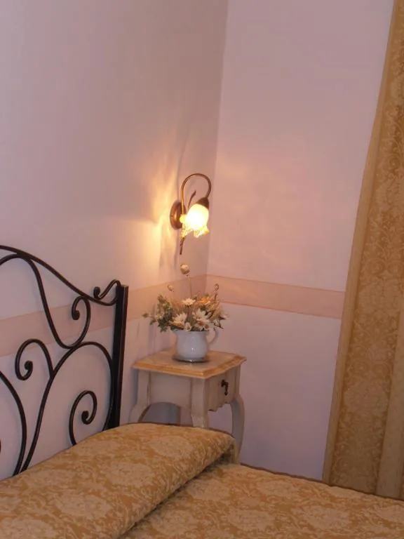 Camera Singola — Hotel Garnì Bartabel