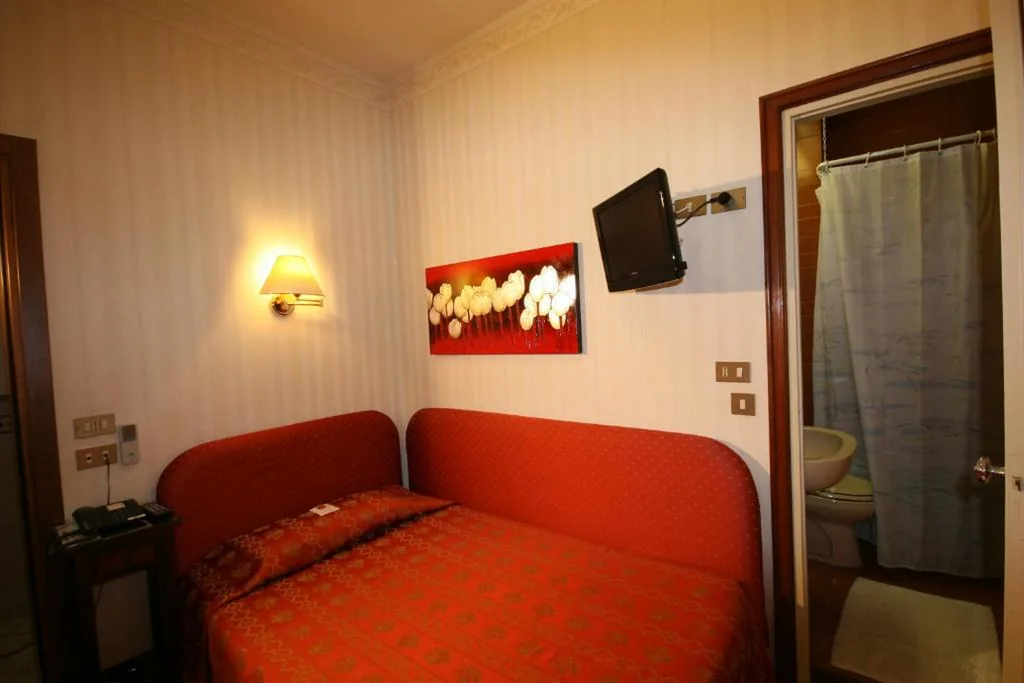 Single Room — Hotel Italia City Center