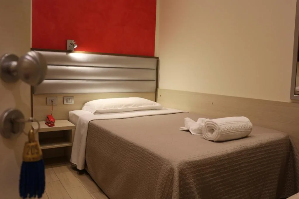 Camera Singola — Hotel La Madonnina