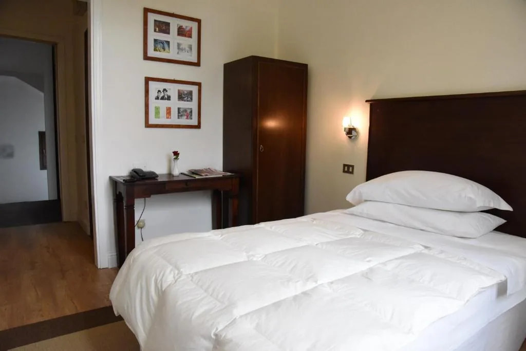 Single Room — Hotel Livio