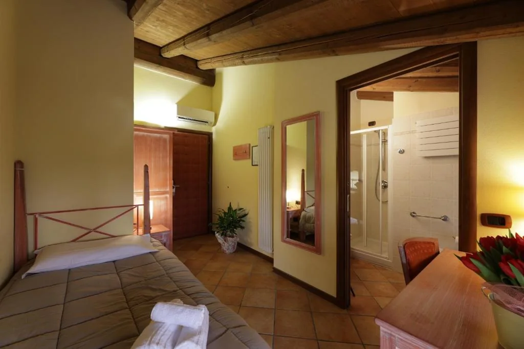 Single Room — Hotel Locanda dell’Oca Bianca