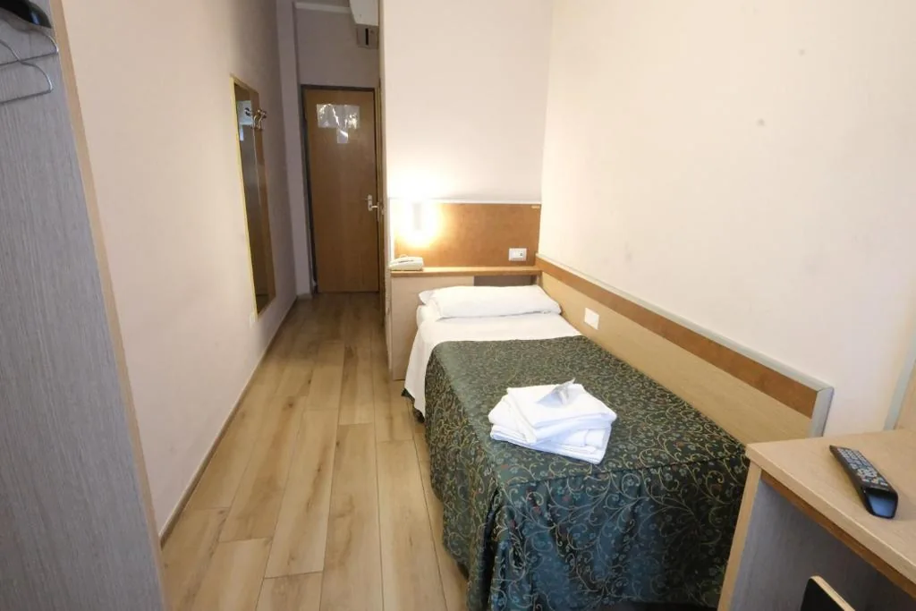 Camera Singola — Hotel Lugano